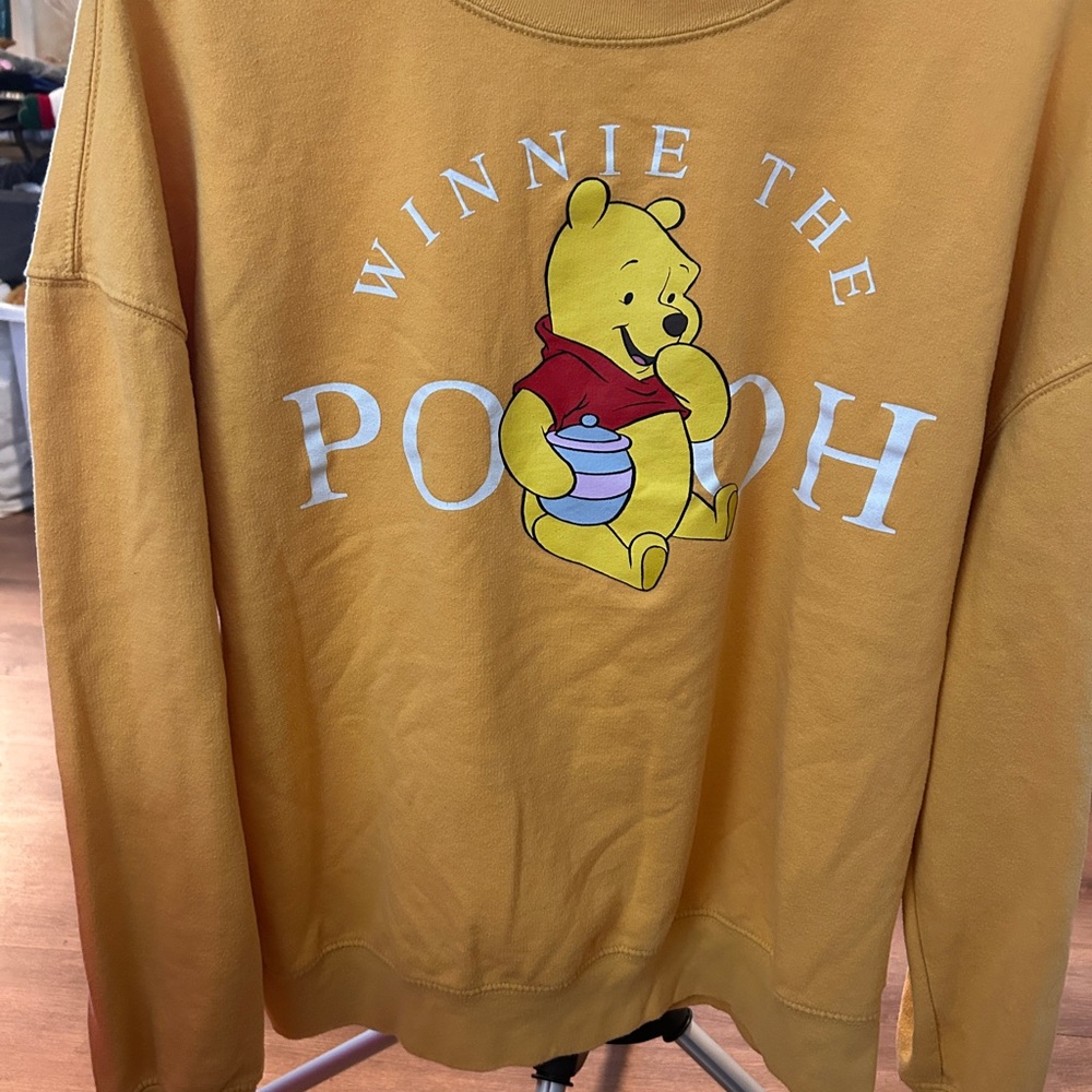 Disney‎ Winnie the Pooh Yellow Sweater